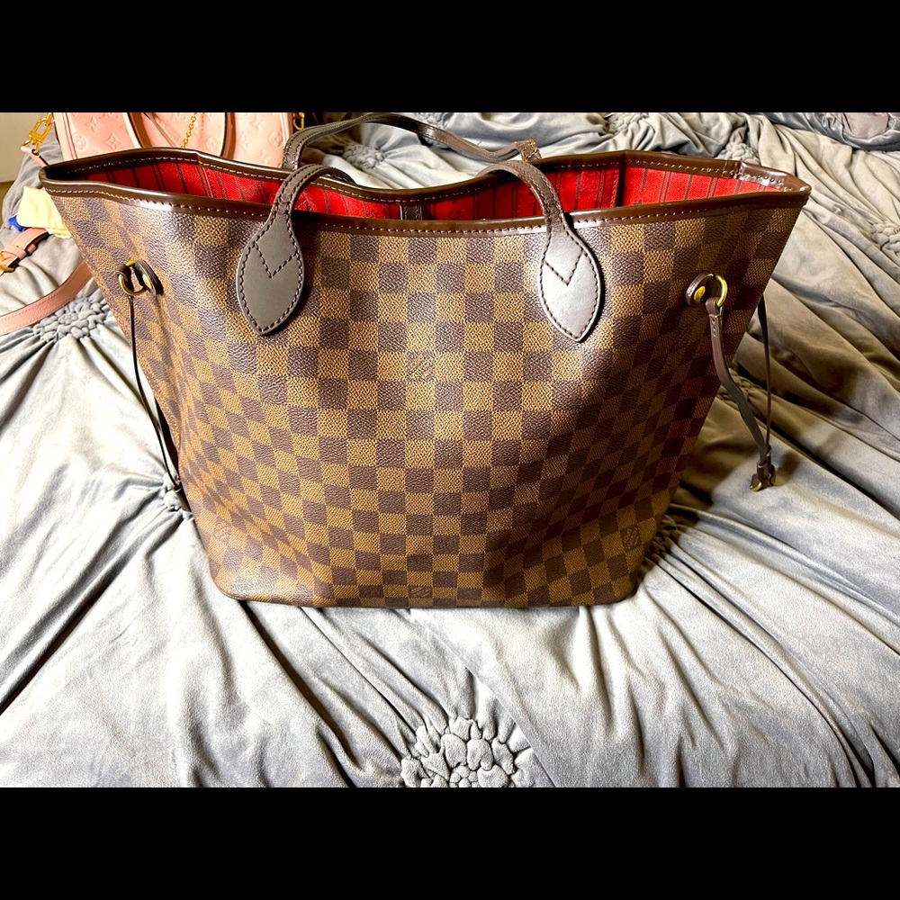 Louie Vuitton Damier Ebene Neverfull MM